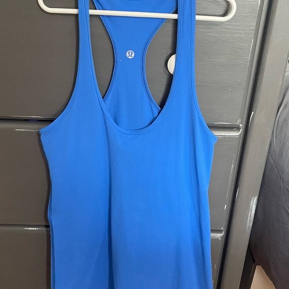 Lululemon tank top - Picture 3 of 3